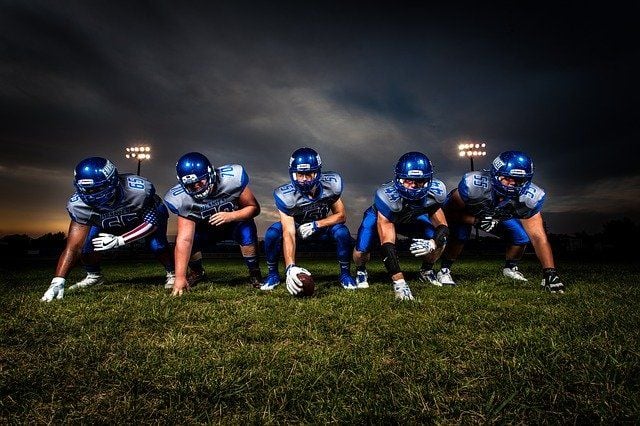 athletes-1867185_640-compressor